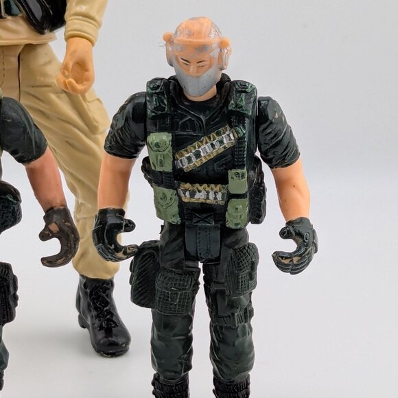 Vintage Military Action Figures Bundle – Classic GI Joe Style - Picture 2 of 7